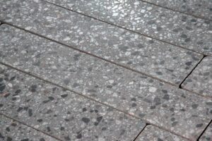 Тротуарная плитка Готика Granite FINO, Галенит, Скада без фаски, 225х150х100 мм