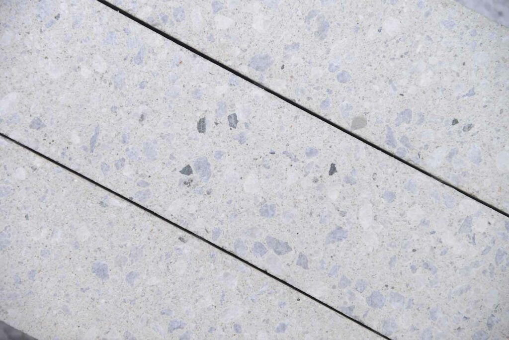 Тротуарная плитка Готика Granite FINO, Мансуровский, Скада без фаски, 225х150х100 мм